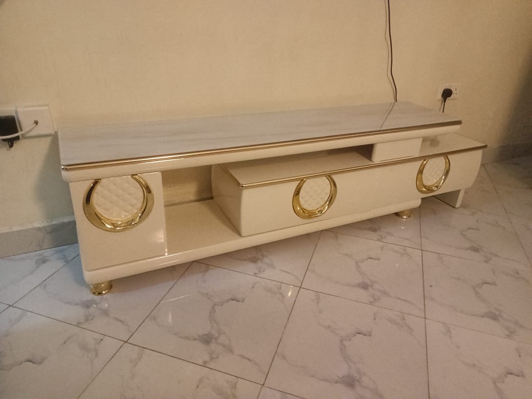 Tv Stand Kenty Extendable Tv Stand 2