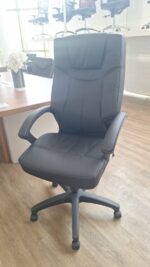 Leather Executive Office Chair (2)