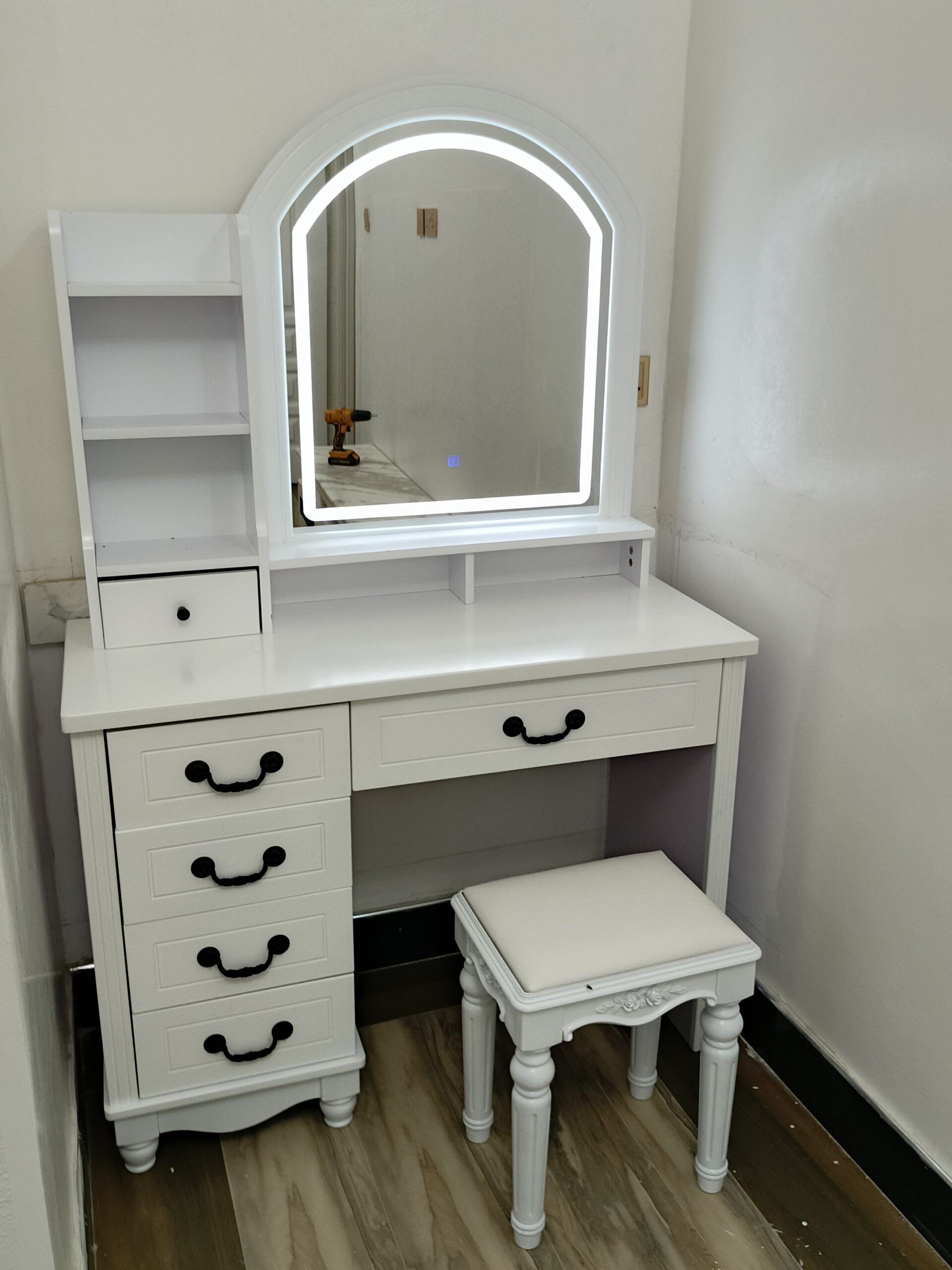 Makeup Dresser with Lights Makeup Dresser with Lights
