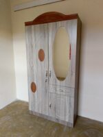 Stylish 2-Door Wardrobe