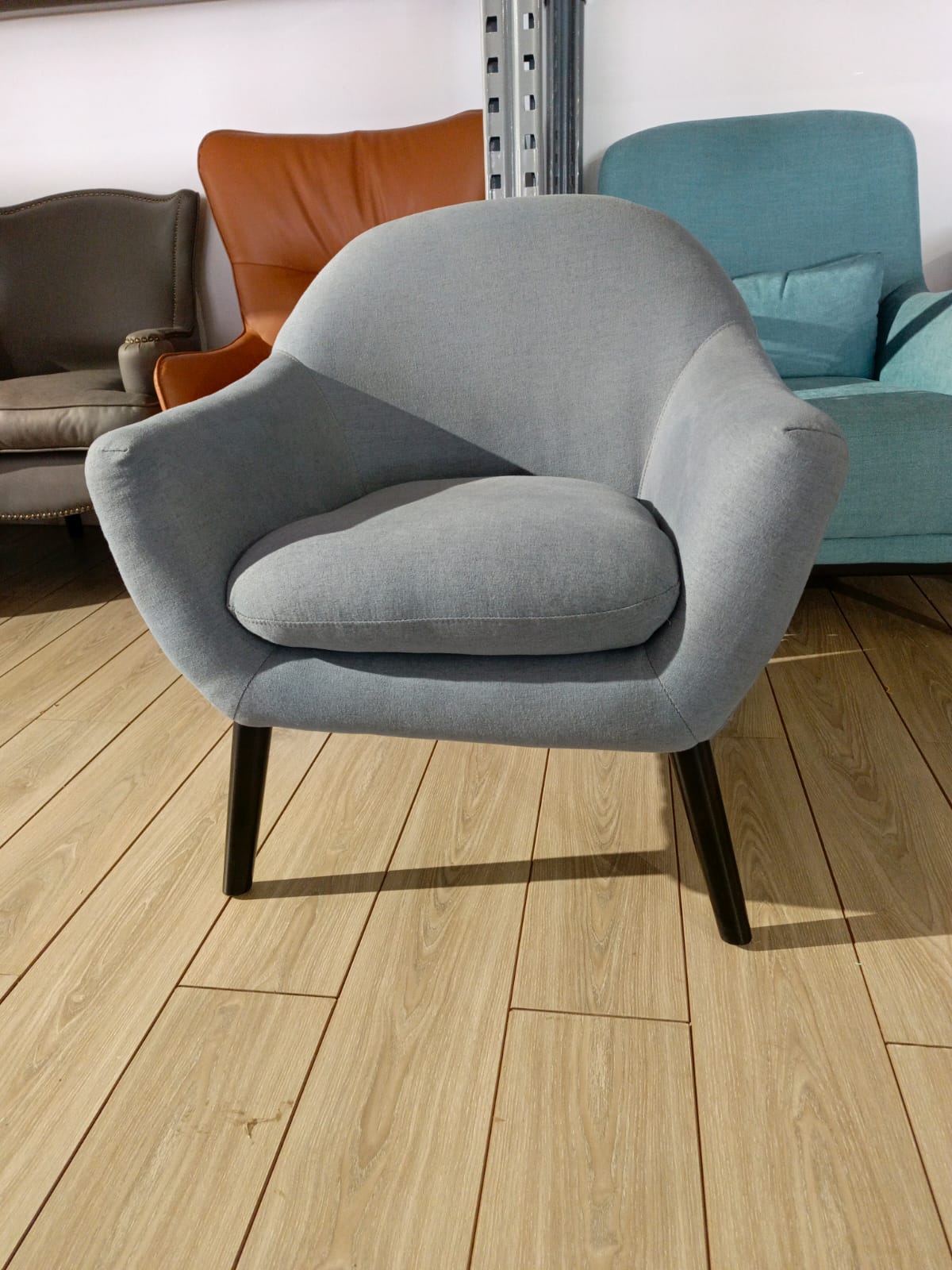 www.kentyfurnitures.co.ke (25) Grey Accent Chair