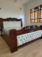 6x6 Mahogany Bed 1