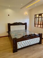 6x6 Mahogany Bed