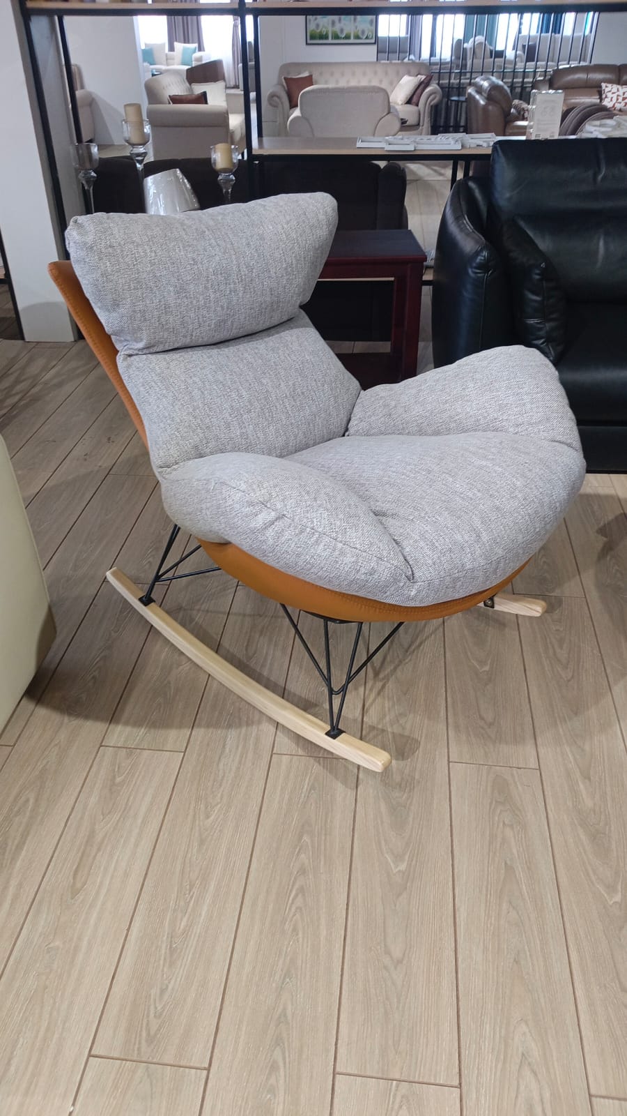 Ergonomic Rocking Chair Ergonomic Rocking Chair