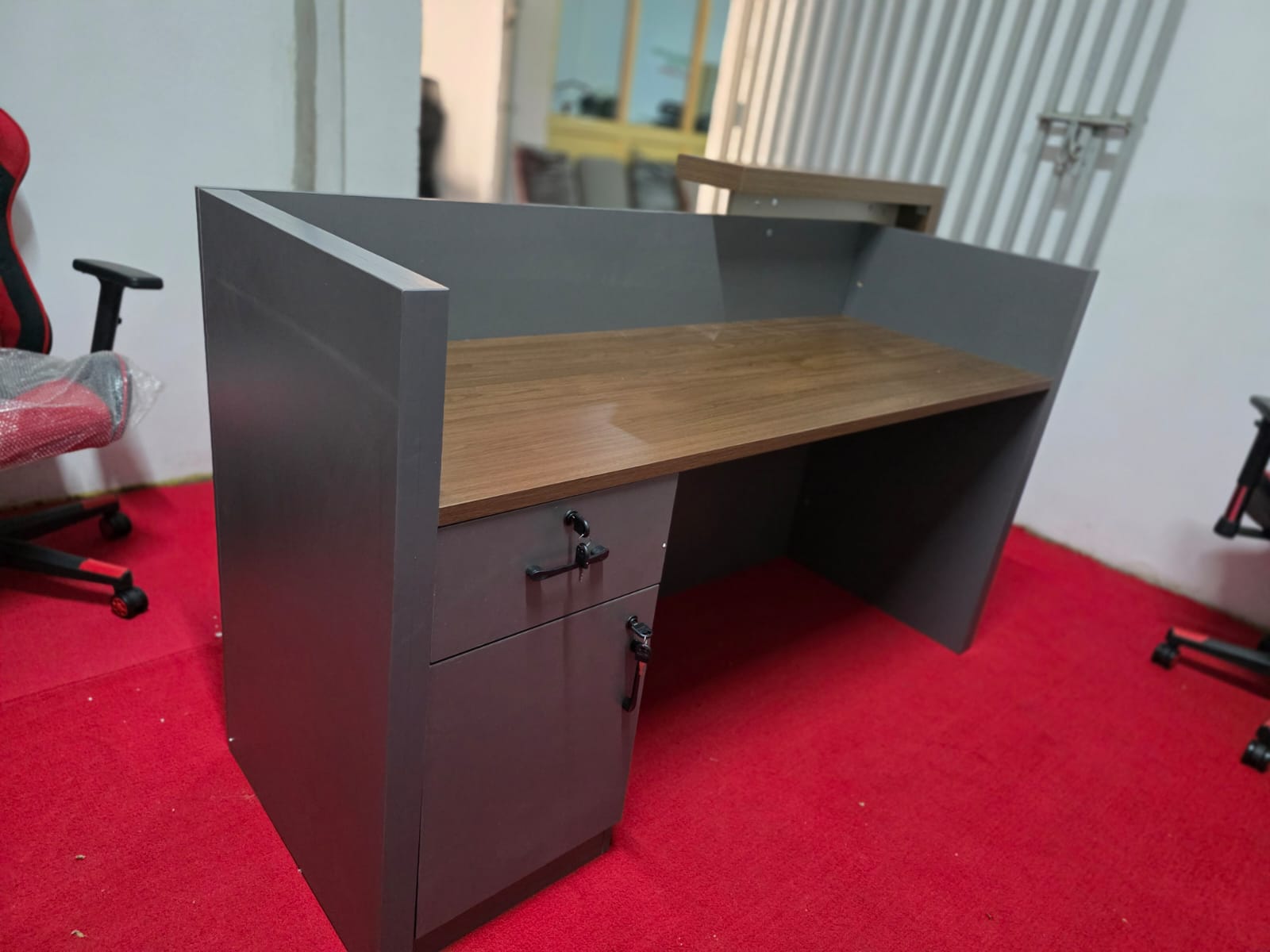 1.6m Modern Reception Desk (2) 1.6m Modern Reception Desk 1