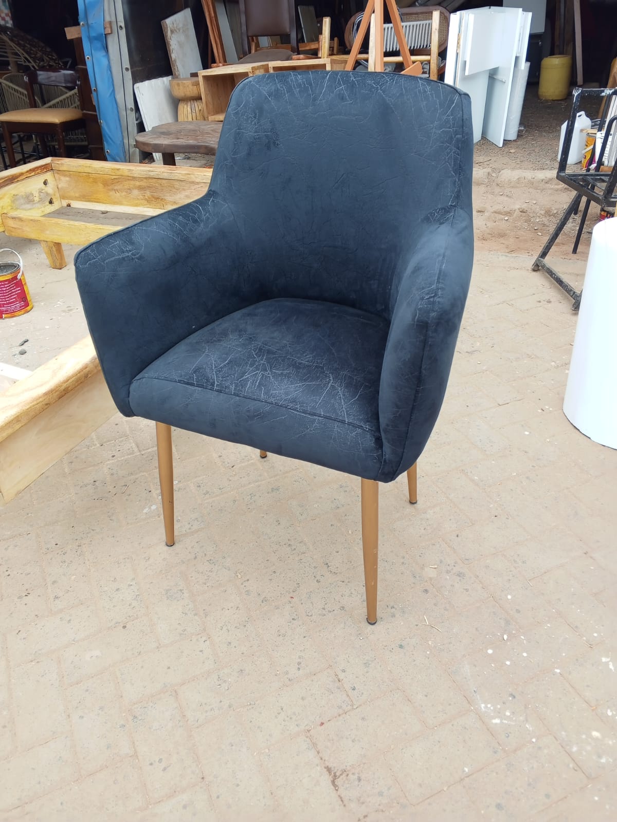 Velvet Restaurant Chair (3) https://kentyfurnitures.co.ke/product/velvet-restauran…in-nairobi-kenya/