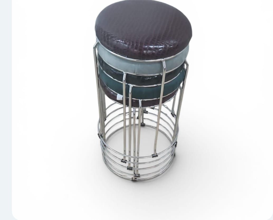 Stackable Round Bar Stools (2) Stackable Round Bar Stools